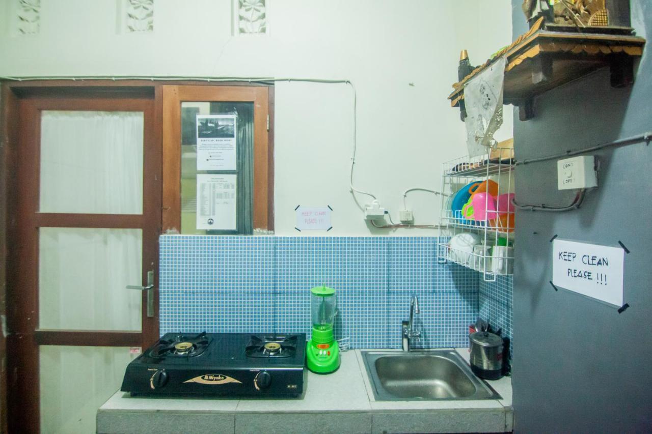 Putra Dadi Guest House チャングー エクステリア 写真